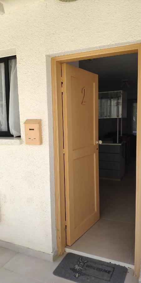 Isabella Townhouse Villa Пафос Екстериор снимка