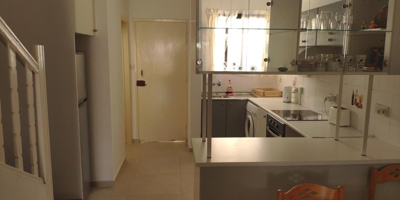 Isabella Townhouse Villa Пафос Екстериор снимка