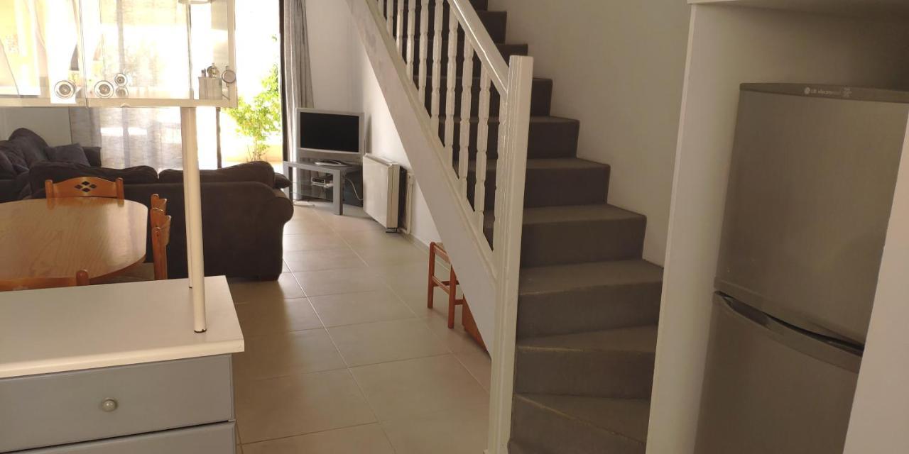 Isabella Townhouse Villa Пафос Екстериор снимка