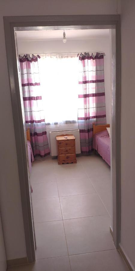 Isabella Townhouse Villa Пафос Екстериор снимка